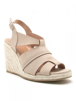 Qupid Jello 04 Wedge Sandal Taupe