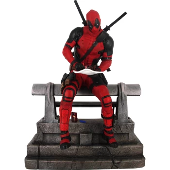 Diamond Select Marvel Premier Collection Statue - Movie Deadpool