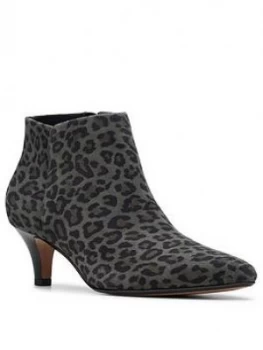 Clarks Linvale Sea Shoe Boot - Leopard