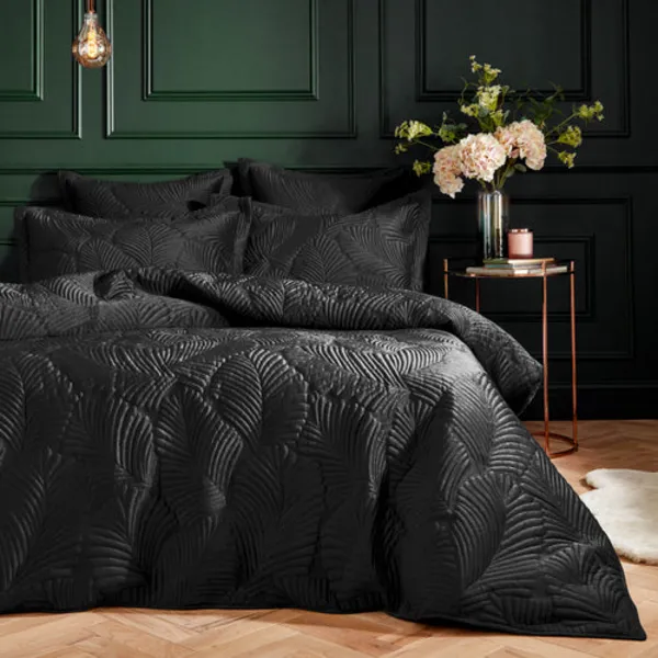 Palmeria Quilted Velvet Duvet Cover Set Black / Single