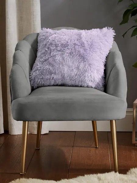 Catherine Lansfield 'Cuddly' Faux Fur Cushion Lilac