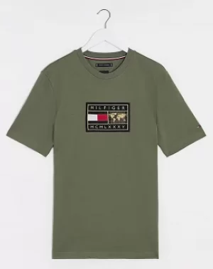 Tommy Hilfiger Icon Earth Badge T-Shirt