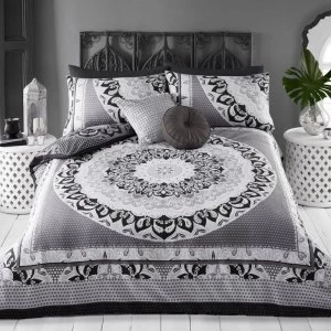 Pieridae Paisley Mandala Reversible Duvet Set