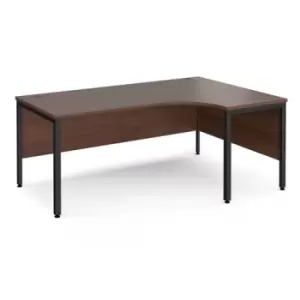 Office Desk Right Hand Corner Desk 1800mm Walnut Top With Black Frame 1200mm Depth Maestro 25 MB18ERKW