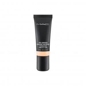 MAC Pro Longwear Nourishing Waterproof Foundation Nw22