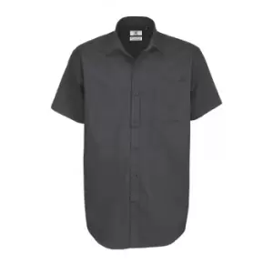 B&C Mens Sharp Twill Short Sleeve Shirt / Mens Shirts (S) (Dark Grey)