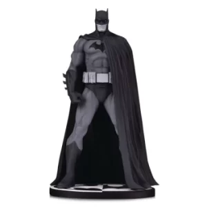 Batman Black & White Statue Batman (Version 3) by Jim Lee 18 cm