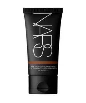 NARS Pure Radiant Tinted Moisturizer SPF 30/PA+++ Guernsey