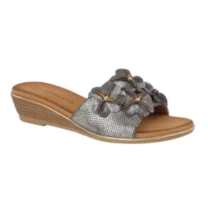 Cipriata Womens/Ladies Clio Flower Wedge Mule Sandal (5 UK) (Pewter)