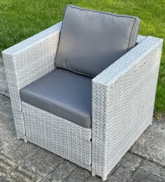 Fimous Single Seater Outdoor Light Grey Rattan Lounge Complete Sofa Set with Thick Cushion