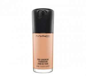 MAC PRO LONGWEAR FOUNDATION Nw30