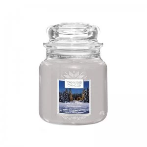 Yankee Candle Candlelit Cabin Medium Candle 411g