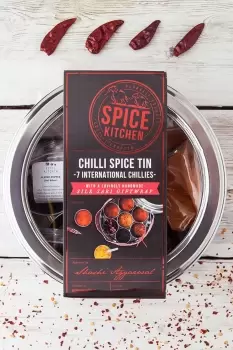 Chilli Spice Tin with 7 International Chillies