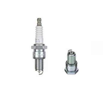 NGK PGR5A-11 / 3573 Spark Plug Laser Platinum PGR5A11