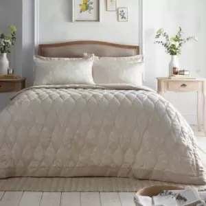 Appletree Heritage - Elysia Woven Jacquard Quilted Bedspread, Champagne, 200 x 230 Cm