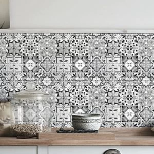 House of Mosaics Geo Black and White 320x320mm Glass Mosaic Tile