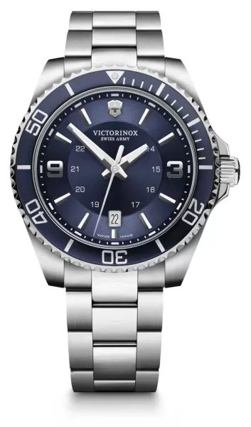 Victorinox 242007 Maverick (43mm) Blue Dial / Stainless Watch