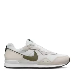 Nike Venture Runner Trainers Mens - White