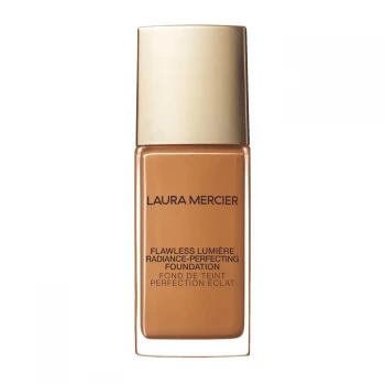 Laura Mercier Lumiere Foundation - pecan