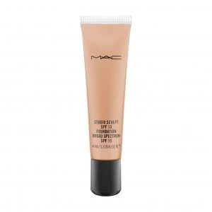 MAC Studio Sculpt Foundation Nc45